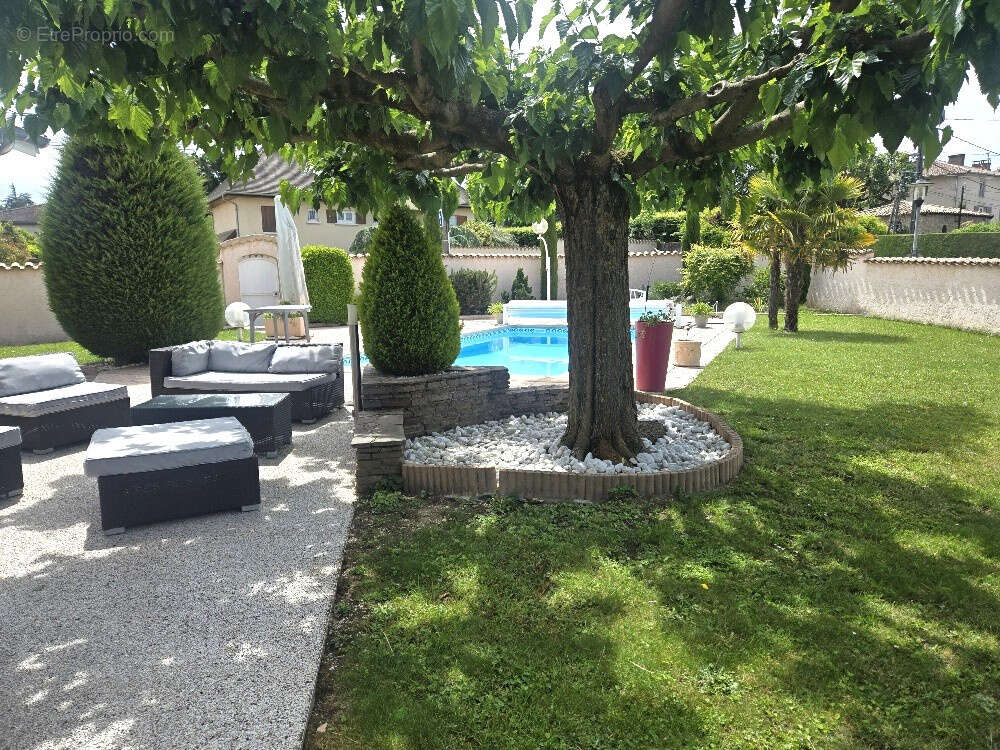 Maison à CHAPONOST