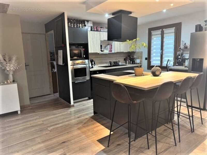 Maison à MONT-SAINT-AIGNAN