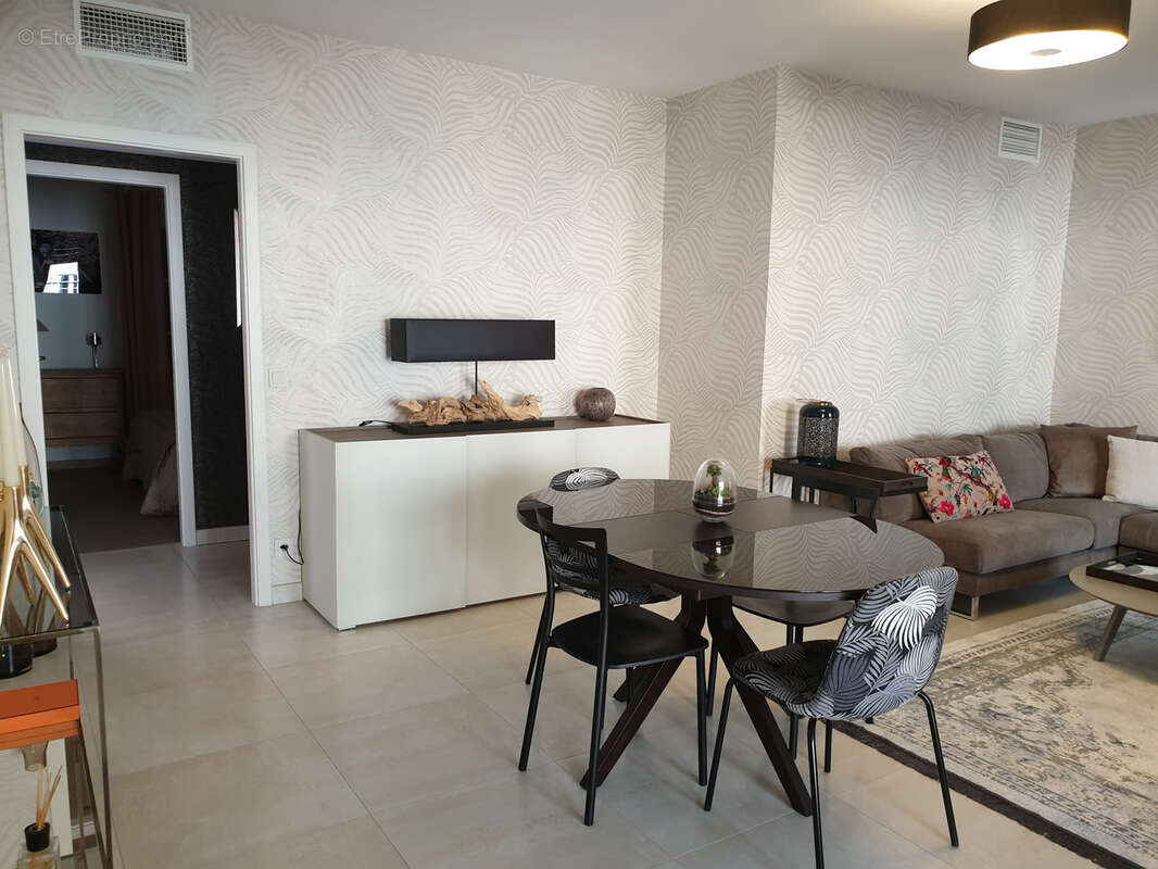 Appartement à SAINT-TROPEZ