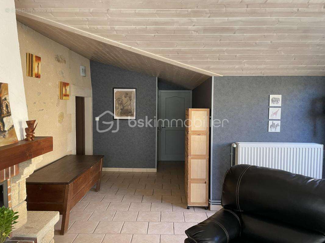 Maison à LA TRIMOUILLE
