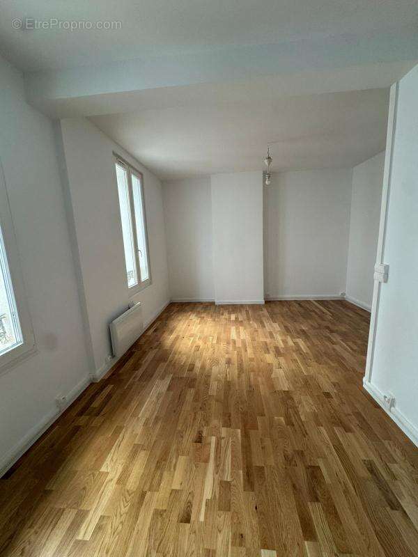 Appartement à PARIS-20E