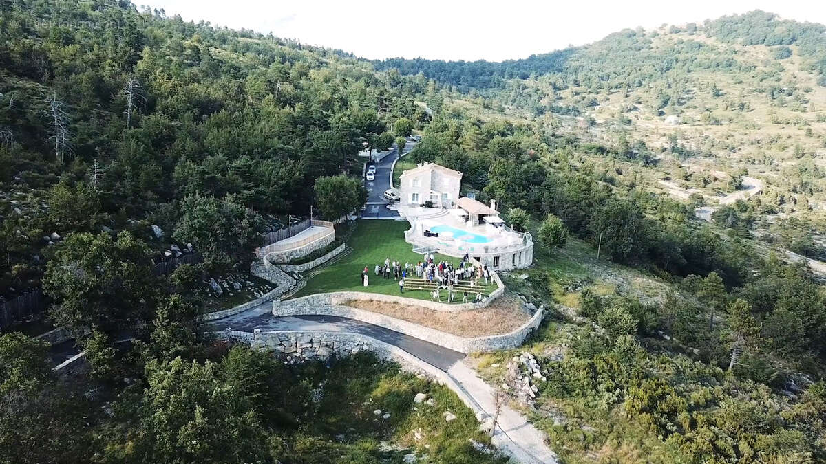 Maison à LUCERAM