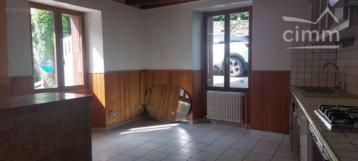 Maison à CHAPAREILLAN