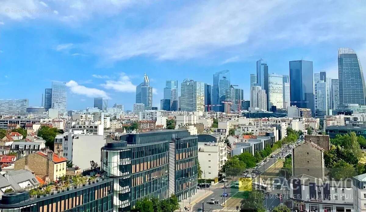 Appartement à LA GARENNE-COLOMBES