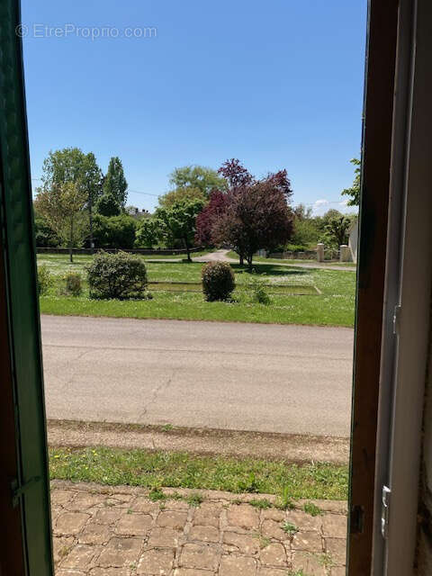 Maison à CHASSY