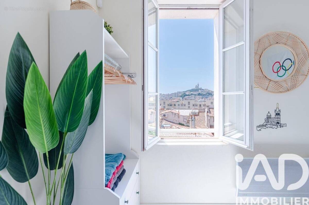 Photo 1 - Appartement à MARSEILLE-2E