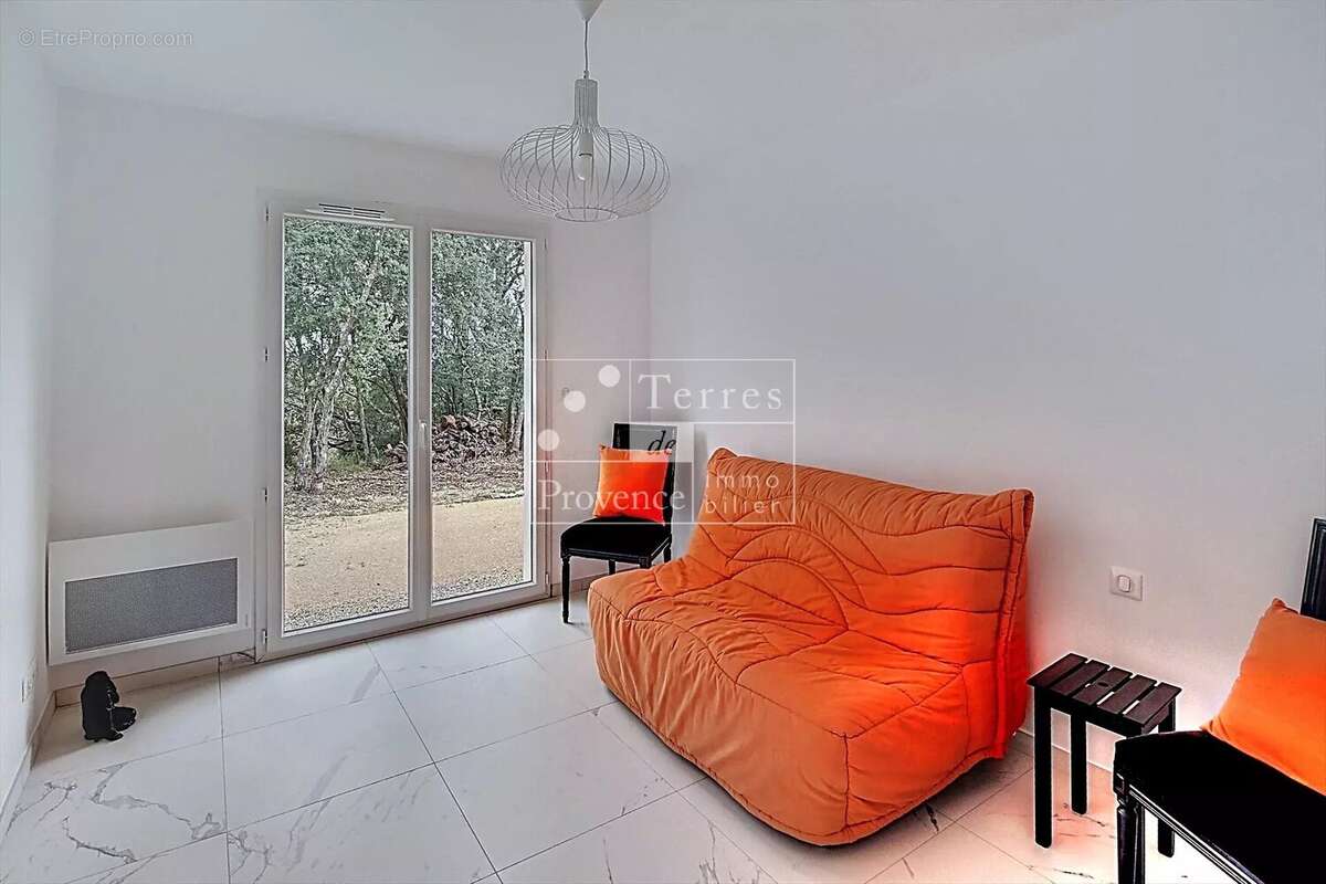 Maison à BAUDINARD-SUR-VERDON