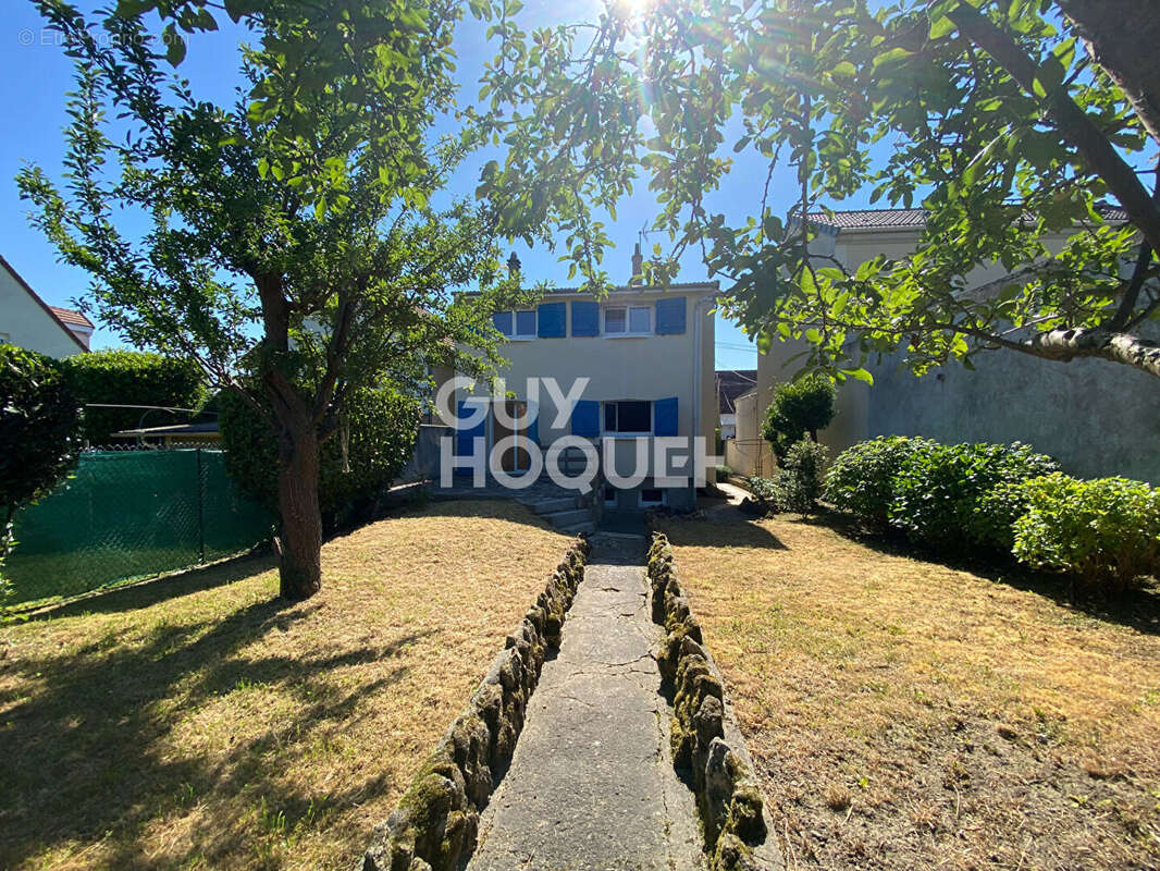 Maison à CHELLES