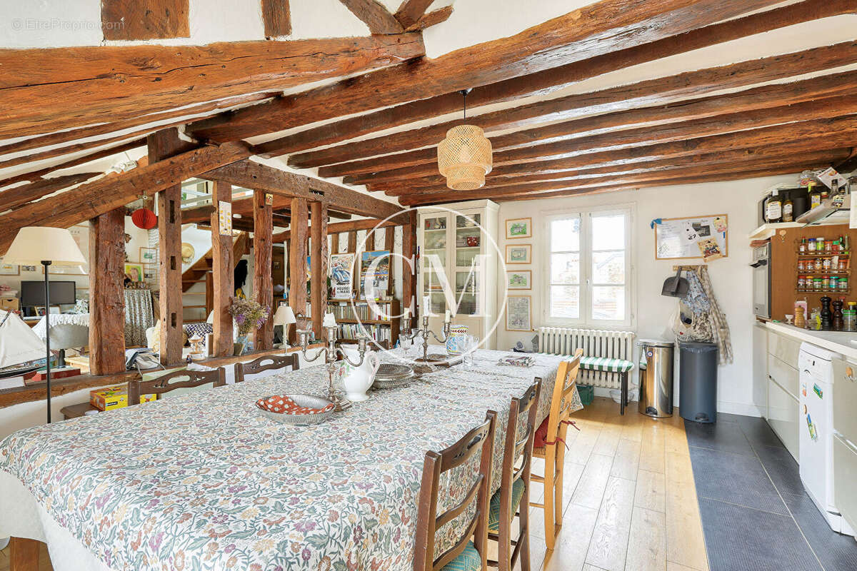 Appartement à VERSAILLES