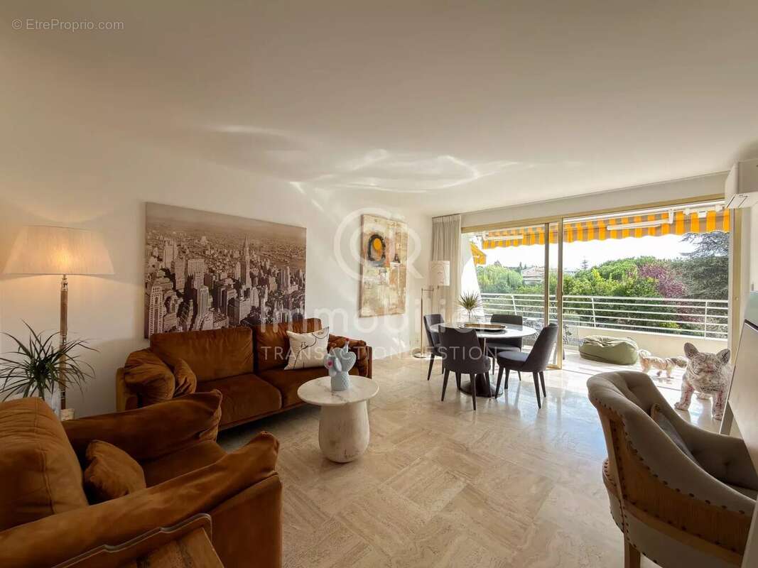 Appartement à CANNES