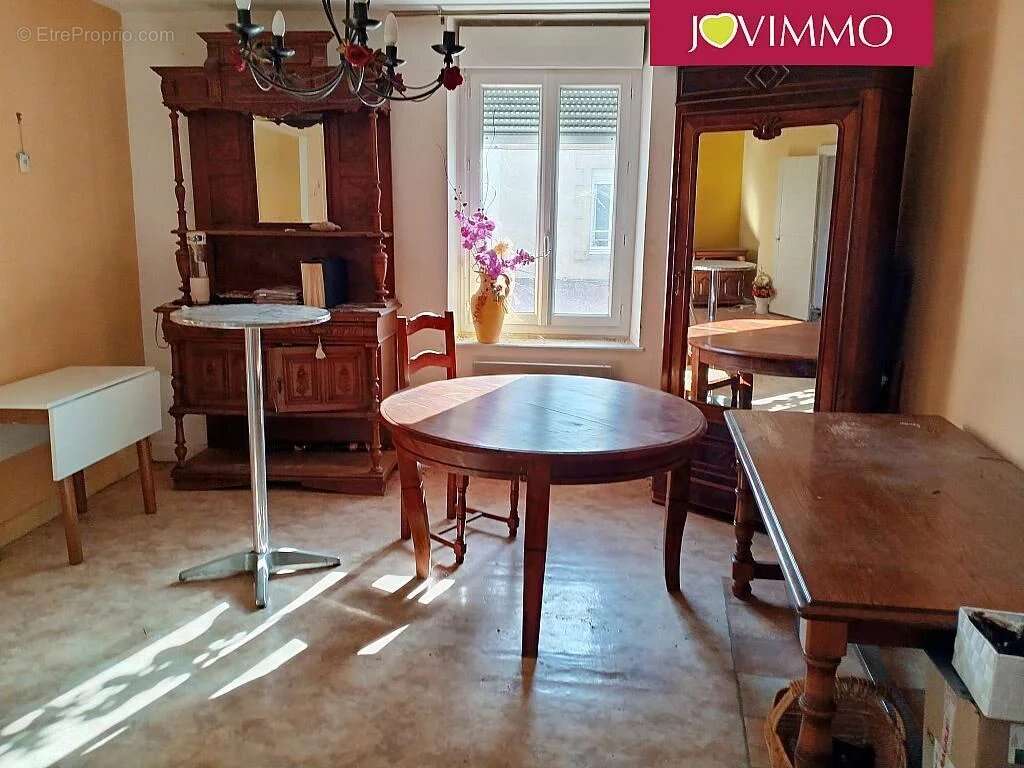 Commerce à SAINT-ELOY-LES-MINES