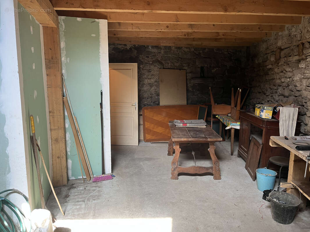 Maison à ANGLARDS-DE-SALERS