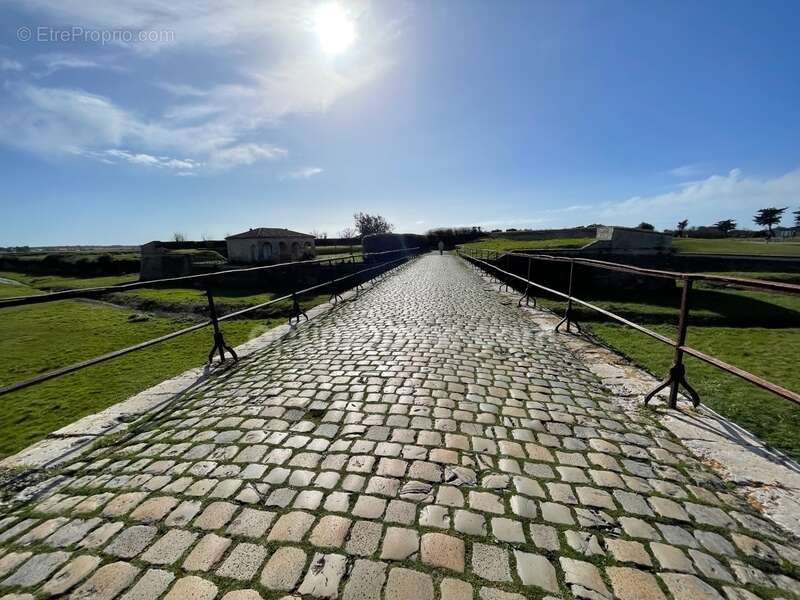 Appartement à SAINT-MARTIN-DE-RE