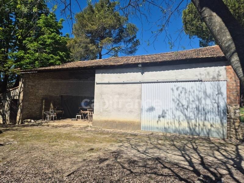 Maison à VEZENOBRES