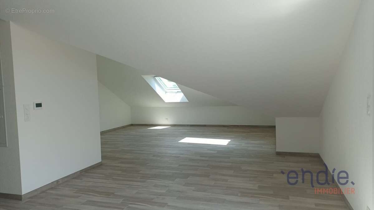 ROSENAU  Magnifique F2 de standing au dernier étage avec terrasse de 18,86 m² - photo 14
