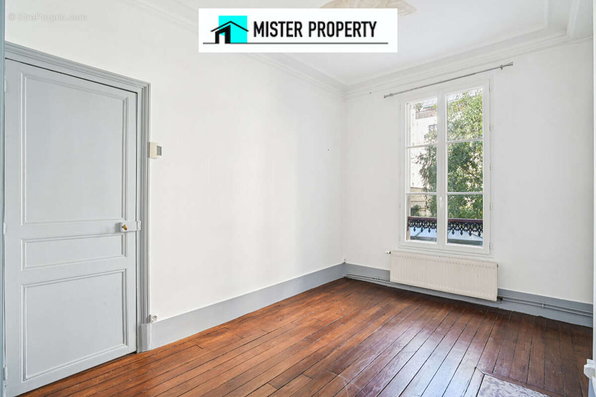 Appartement à LEVALLOIS-PERRET