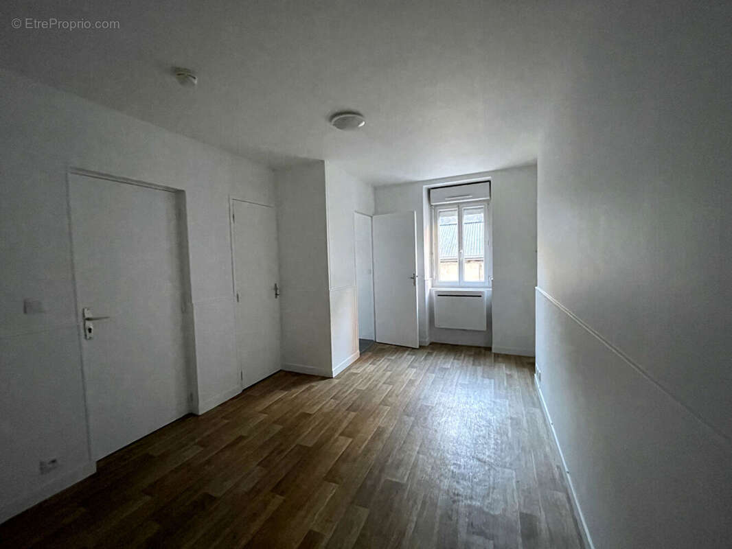 Appartement à ARGENTON-SUR-CREUSE