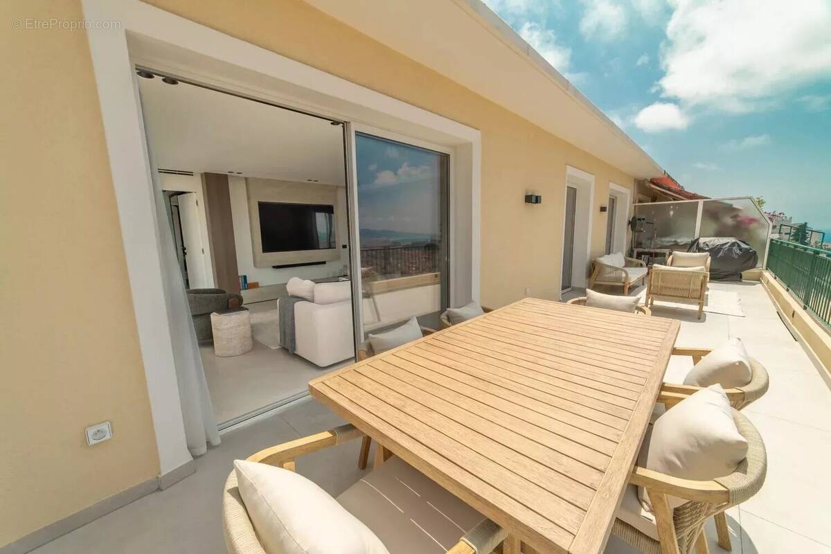 Appartement à NICE