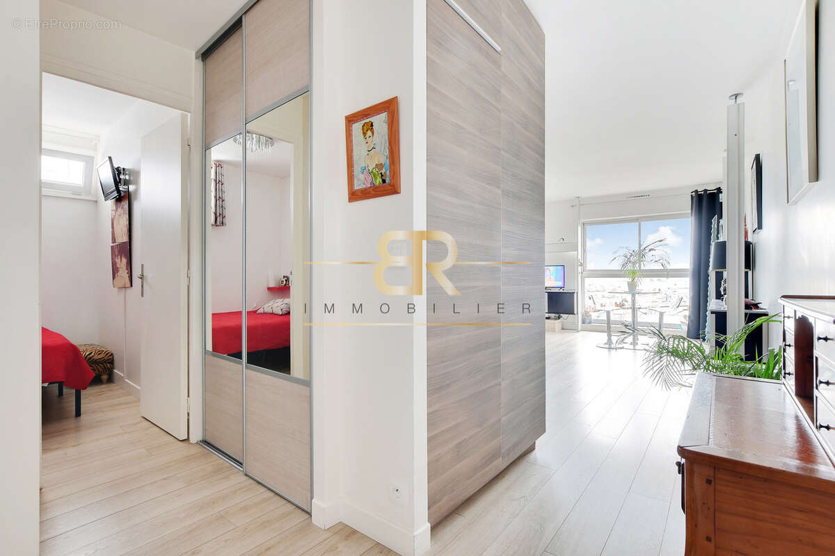 Appartement à PARIS-9E