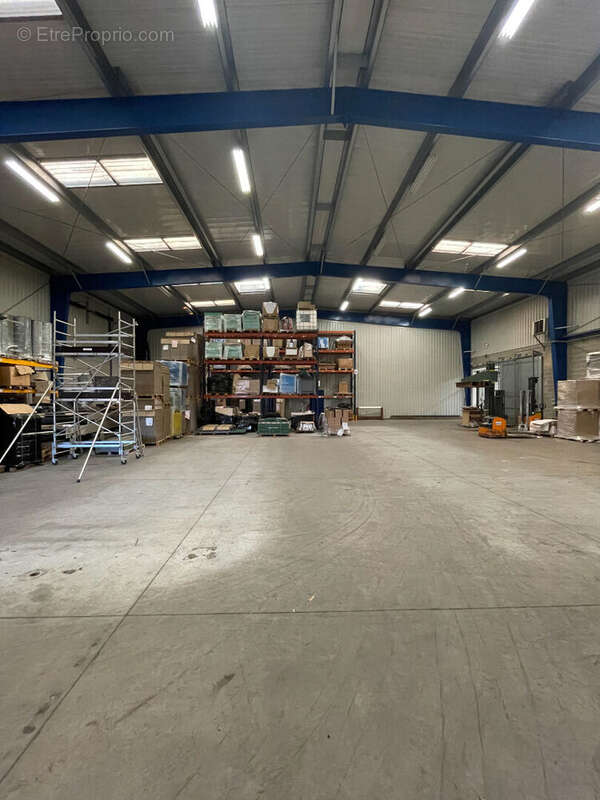 Commerce à SAINT-JUNIEN