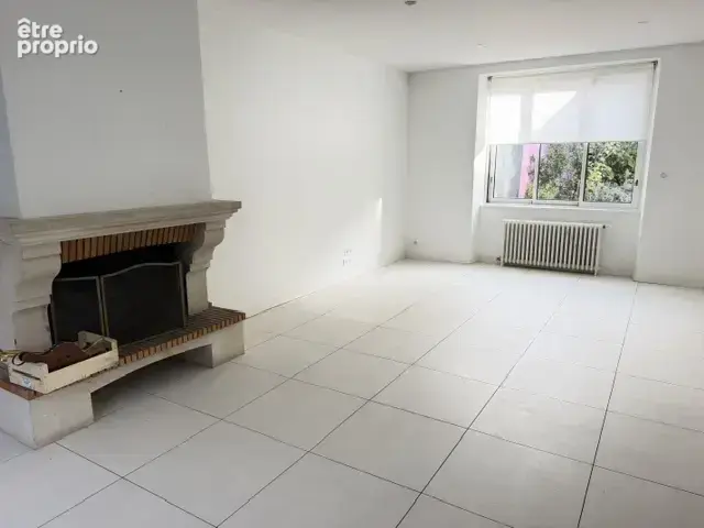 ORLEANS- MURLINS- Maison de ville entièrement rénovée avec un terrain arboré de 1062m2 - photo 7