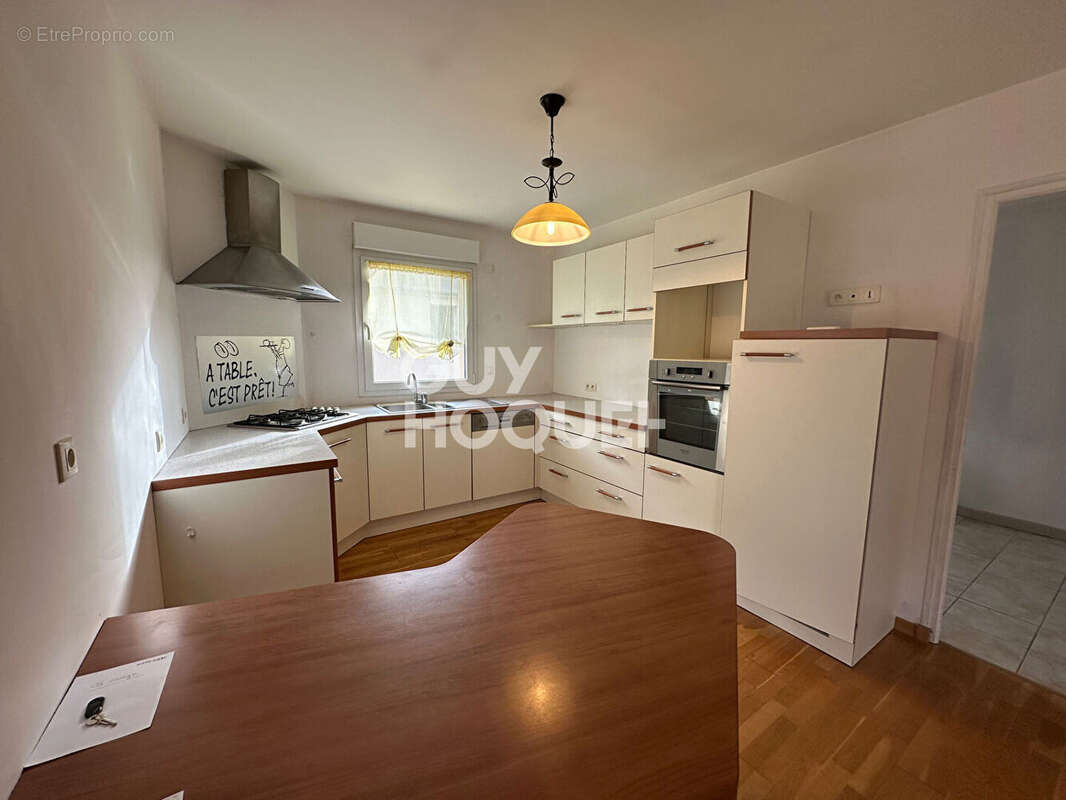 Appartement à PERIERS