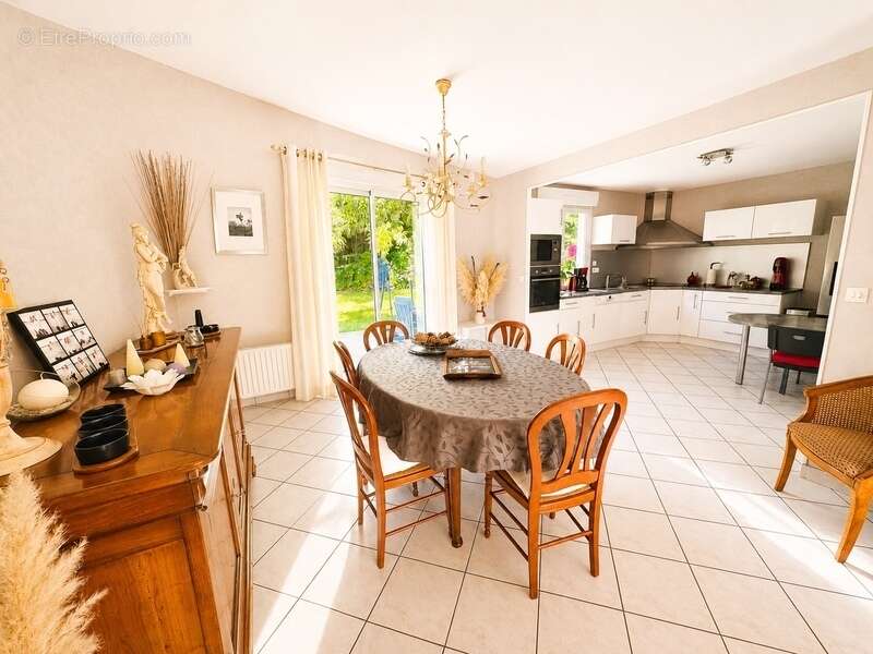 GOUESNOU – Maison familiale 5 chambres avec jardin paysager – Emplacement recherché - photo 6