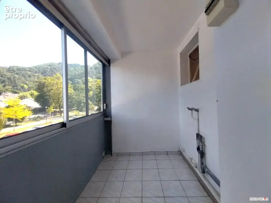 Appartement 72 m² à Saint-Martin-D'heres  - photo 7