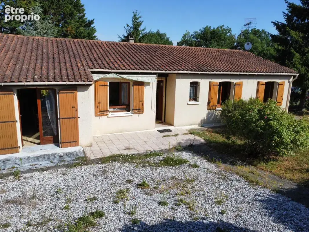 Maison de plain-pied - 4 chambres - terrain idéalement situé - photo 13