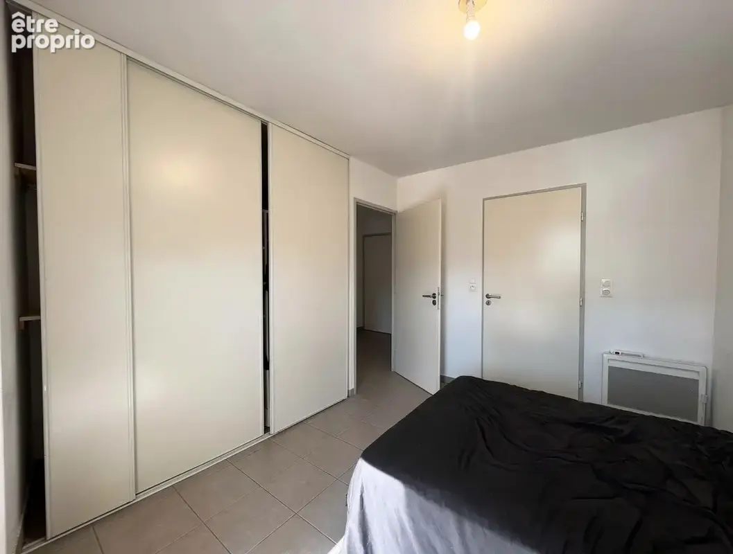 MARSEILLE 4e   CHARTREUX  T2 avec garage en sous-sol  Résidence de 2016  155 000 € - photo 3