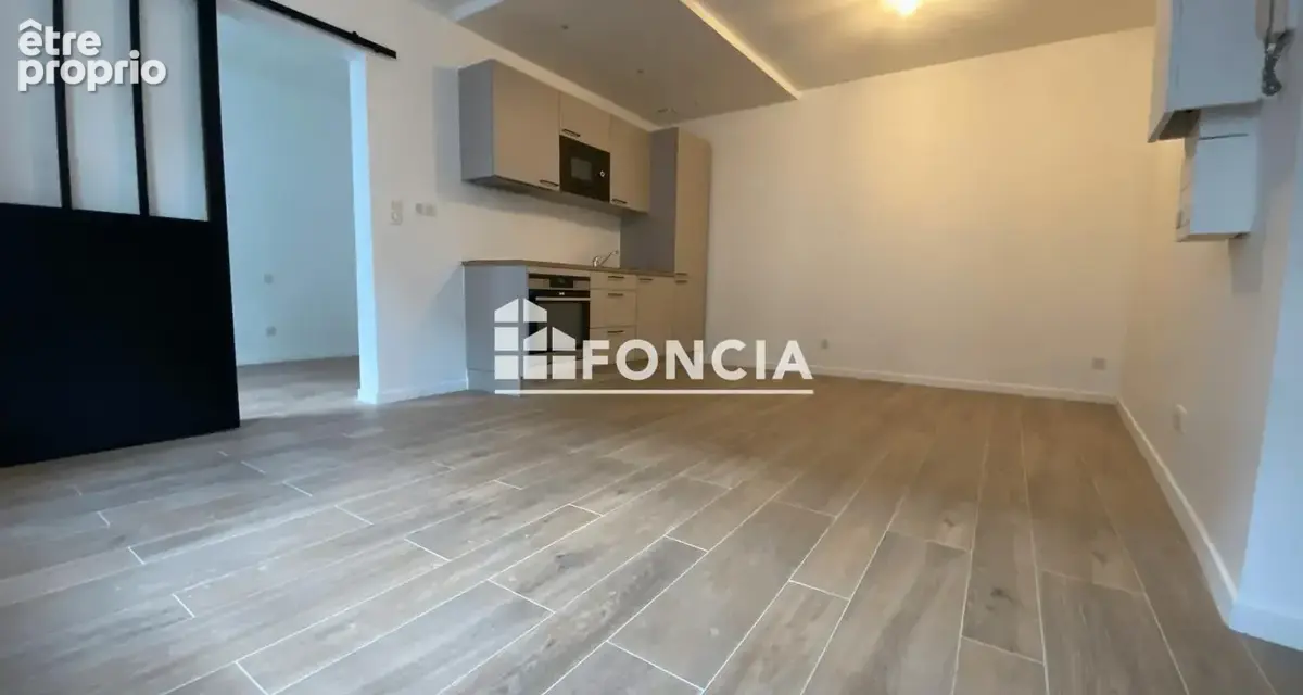 Très bel appartement de 2 pièces entièrement refait à neuf, à 2 minutes à pieds du RER et des commerces - photo 2