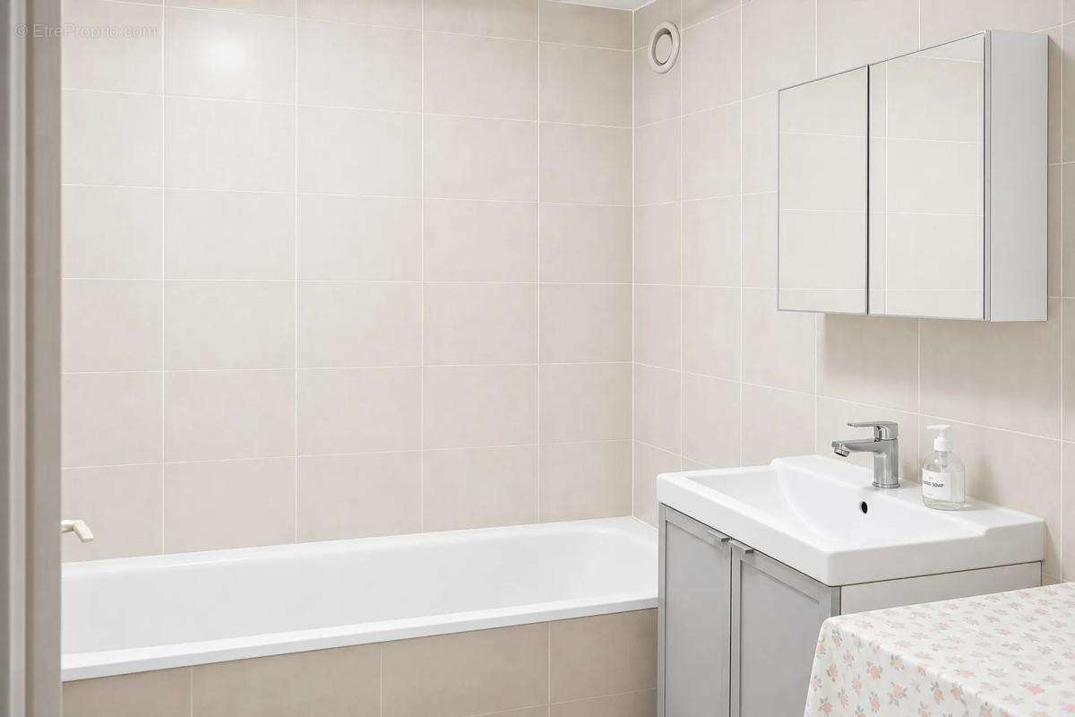 Spacieux appartement 98 m² à Montpellier - photo 7