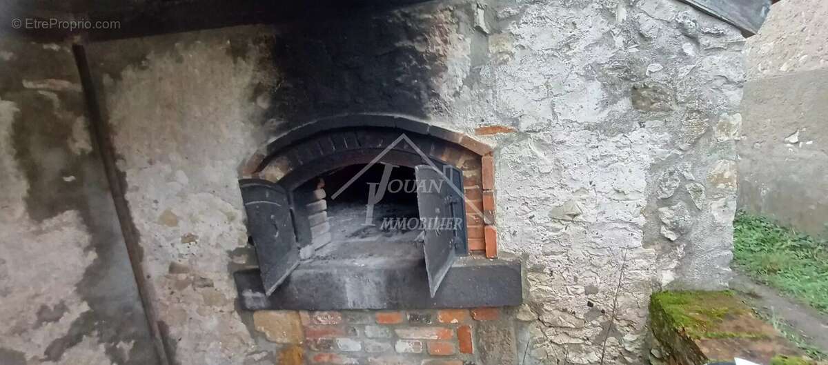 Maison à SAINT-MENOUX