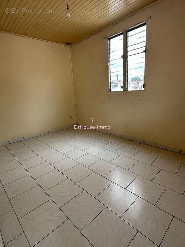 Maison à FORT-DE-FRANCE