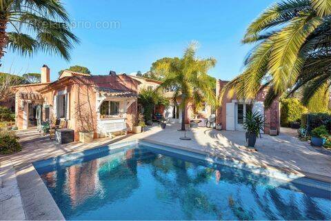Maison à FREJUS