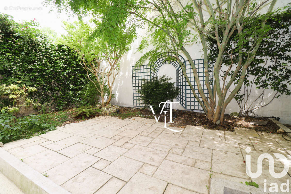 Photo 9 - Appartement à MONTROUGE