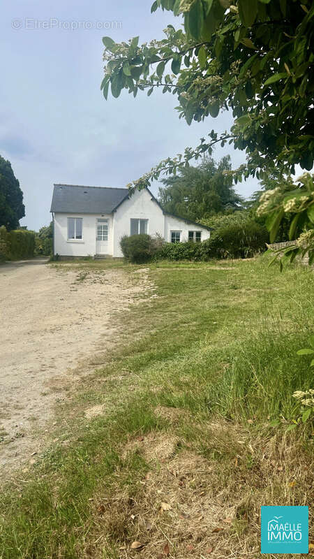 Maison à SAINT-JACUT-DE-LA-MER