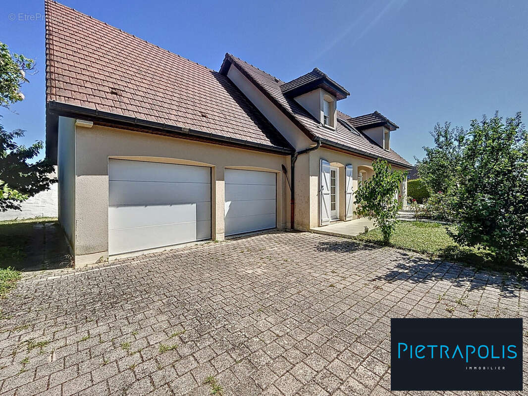 Maison à RUFFEY-LES-ECHIREY