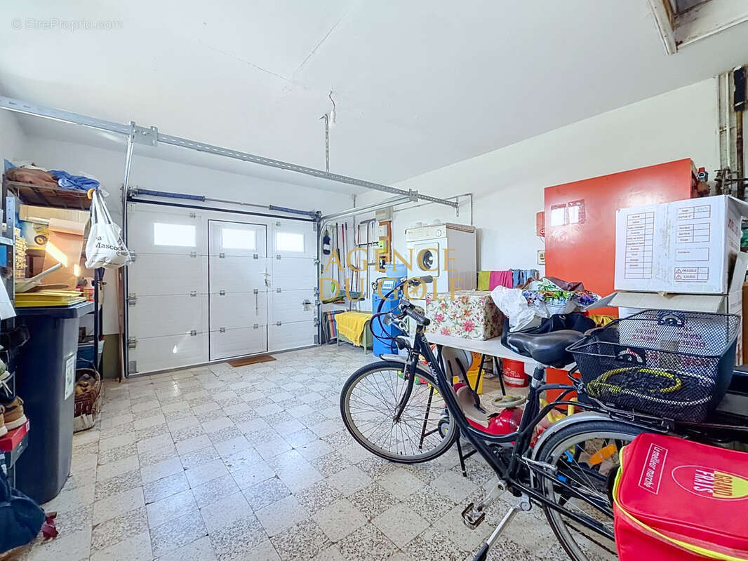 Maison familiale de 334 m2   Vie de plain-pied, dépendance et double garage. Cucq - photo 17