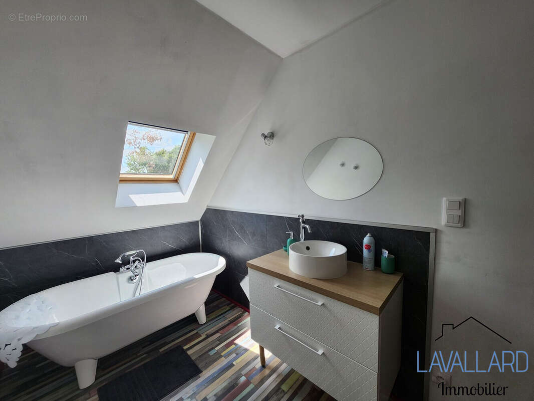 Maison 147 m² à Conty  - photo 8