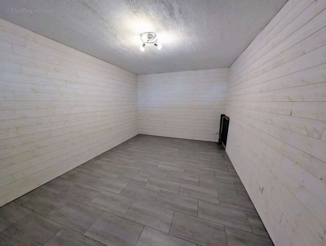 Maison à LA FERTE-GAUCHER