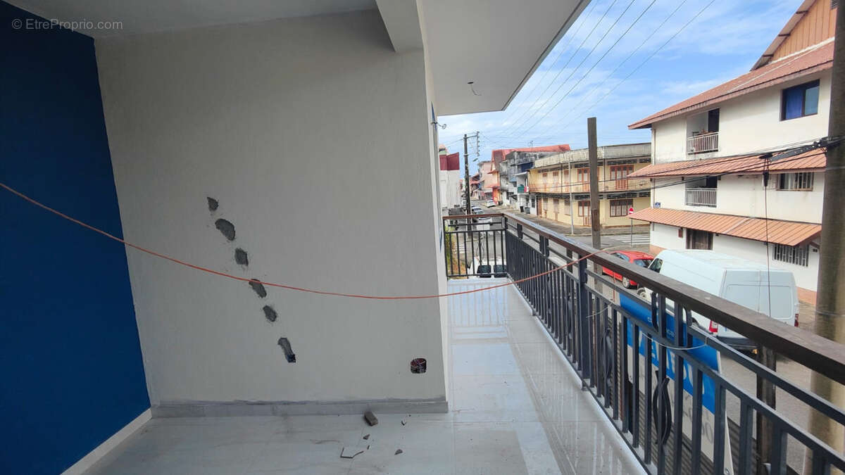 À VENDRE – Appartement T4 avec mezzanine au cœur de CAYENNE (973) - photo 6