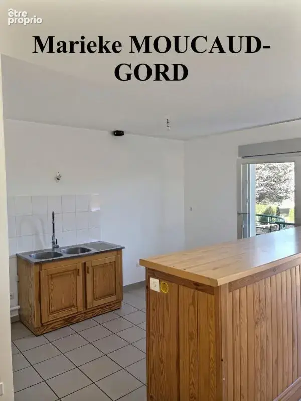 Appartement Beauzac type T4 90 m2 trois chambres, balcon et garage sans ascenseur - photo 3
