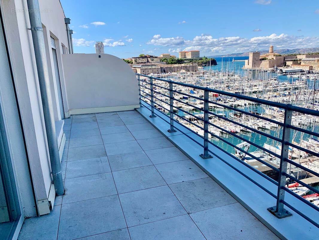 Appartement à MARSEILLE-7E