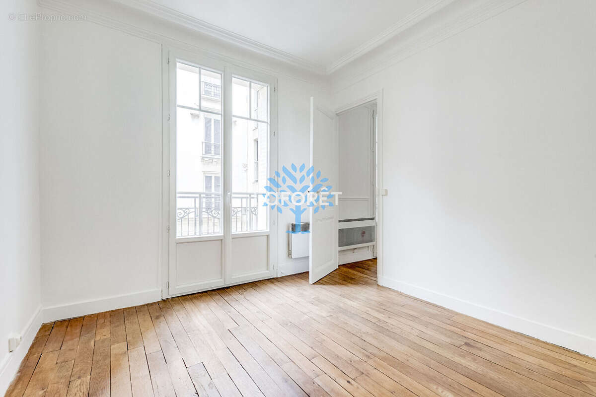 Appartement à PARIS-11E