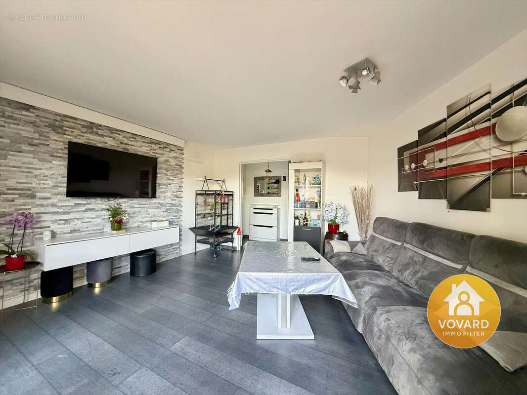 Appartement à SAINT-BRICE-SOUS-FORET