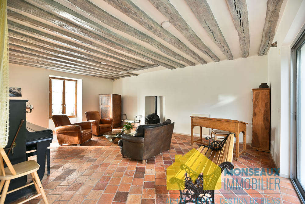 Maison à BALLAINVILLIERS