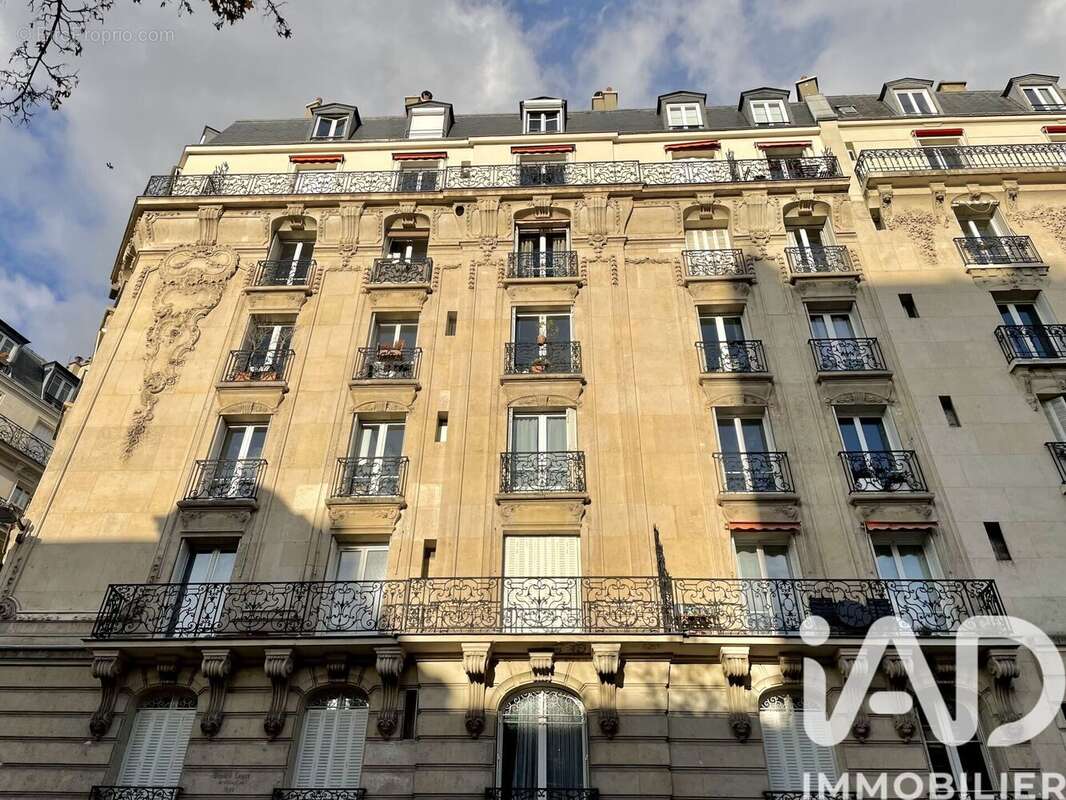 Photo 2 - Appartement à PARIS-15E