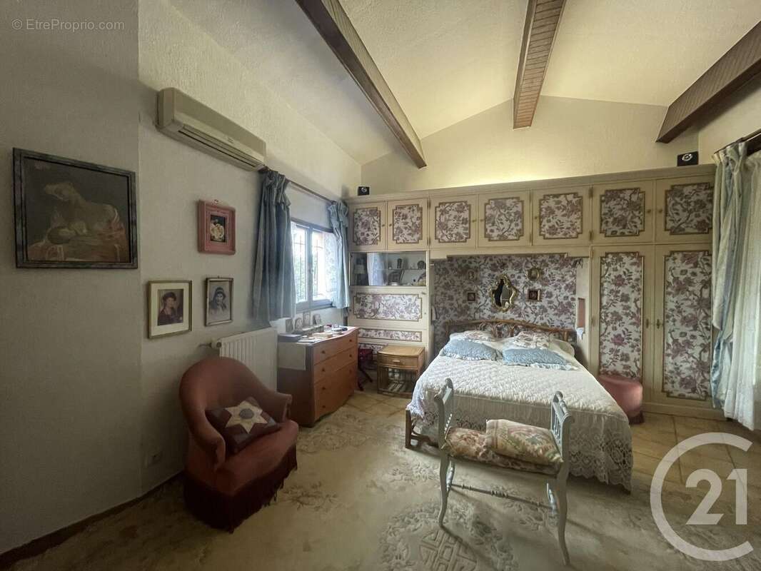 Maison à SAINT-CYPRIEN