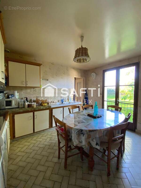 Photo 8 - Maison à NEUVY-SAINT-SEPULCHRE